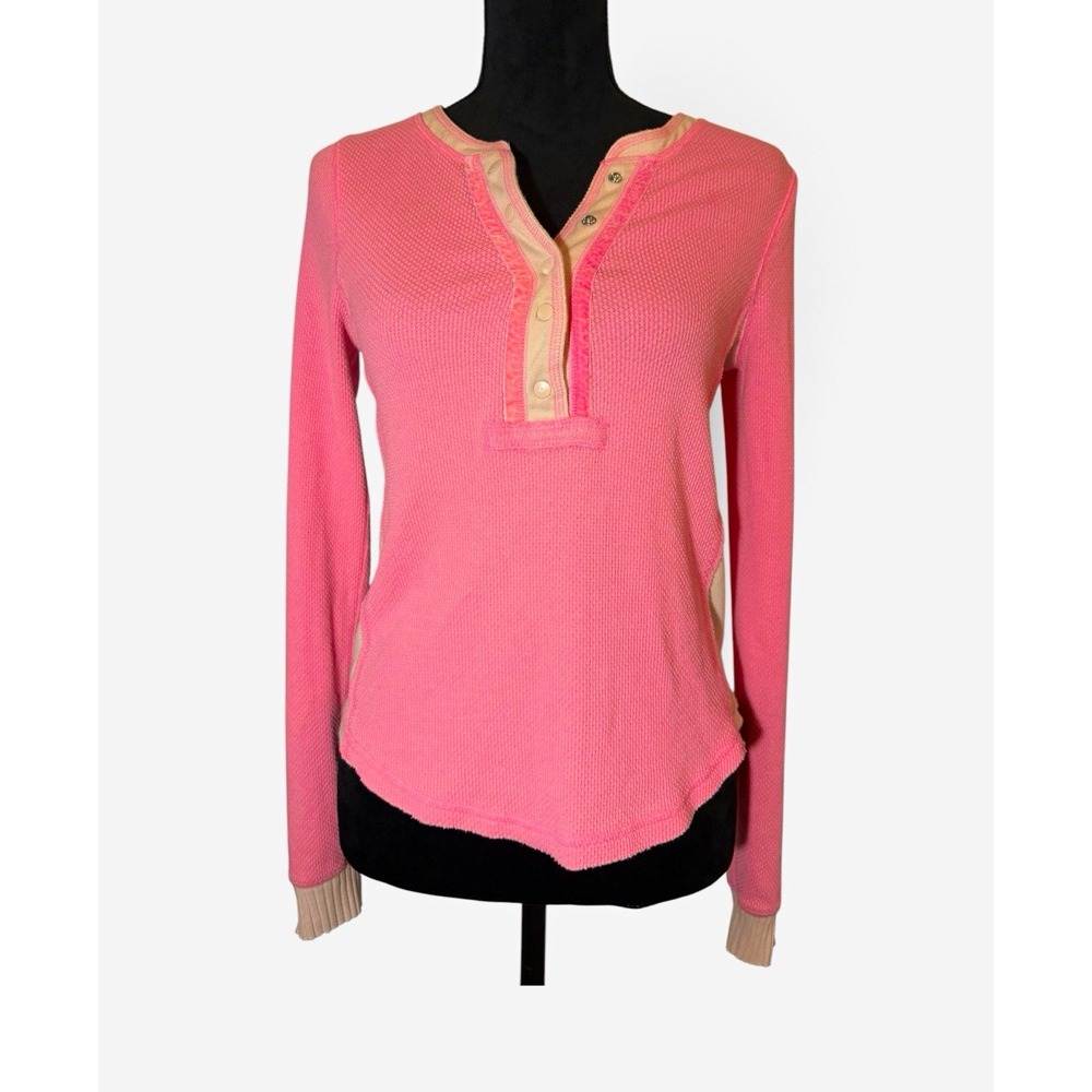 Free People Pink Ivory Solid Knit Henley Top Long Sleeve Button Accent XS Preppy